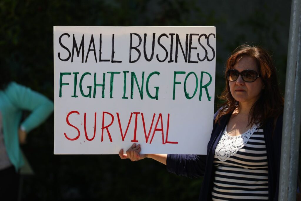 COVID-19 Lockdown Kills Small Business – Snackable Solutions Community is the Weapon they Need to Survive